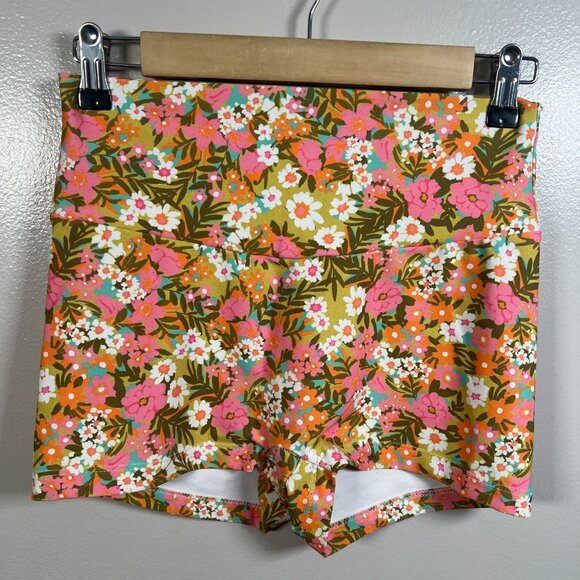 Skatie Athletic Set Size Small? Floral Retro Tank Top Shorts Stretch Active - Picture 6 of 9